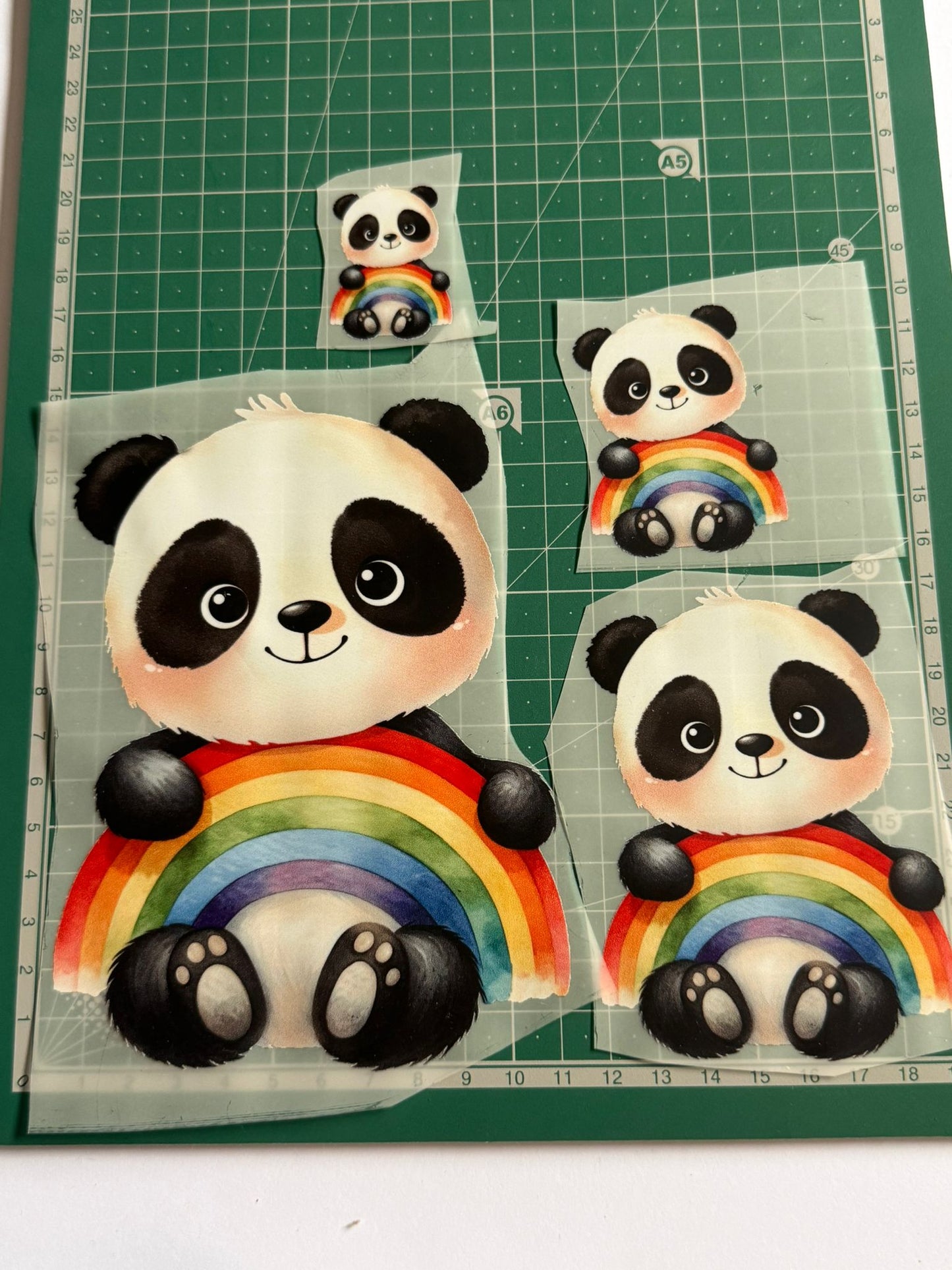 Estampas | Panda e Arco-Íris