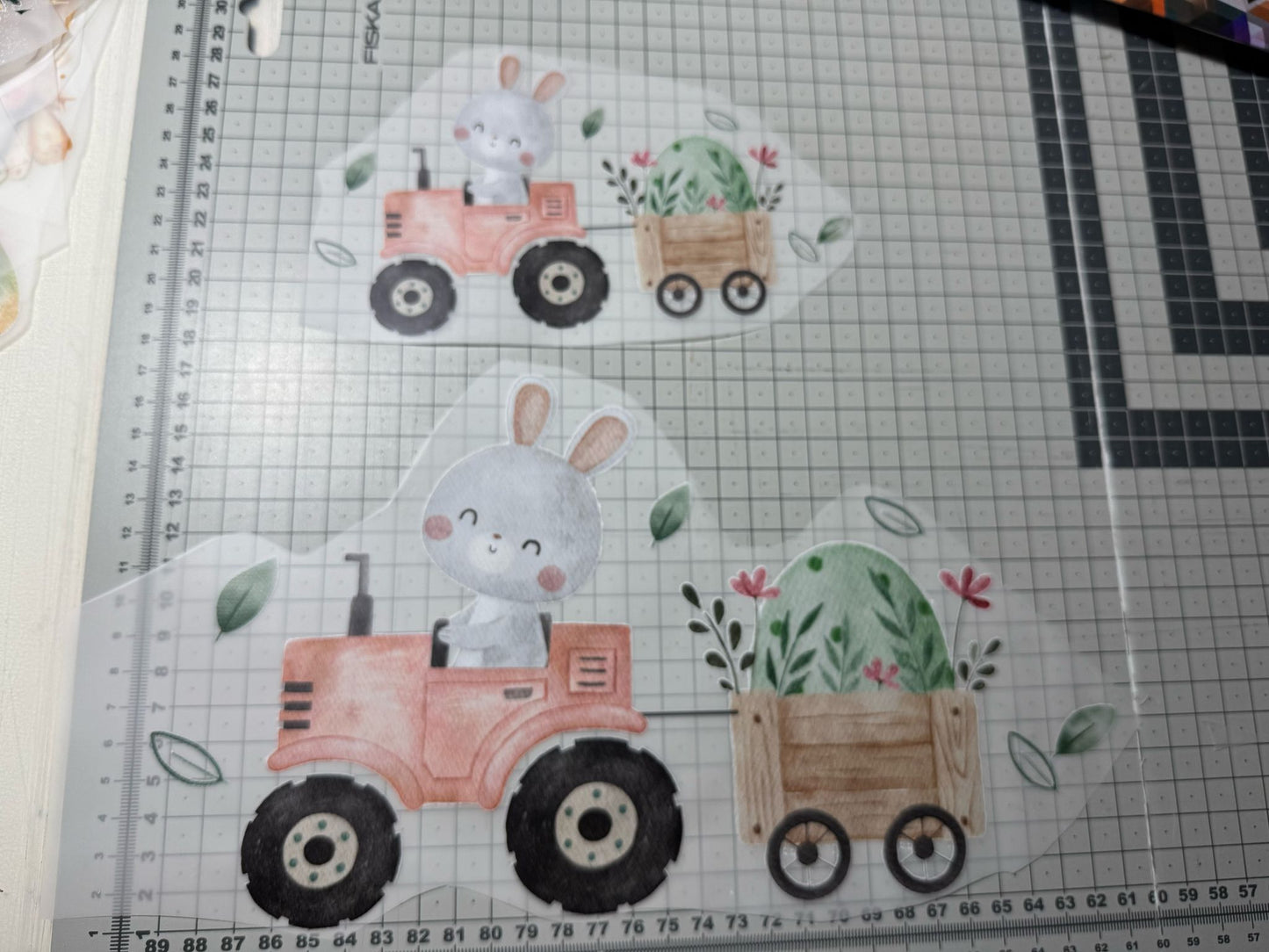 Estampas | Coelhinho no Trator 2