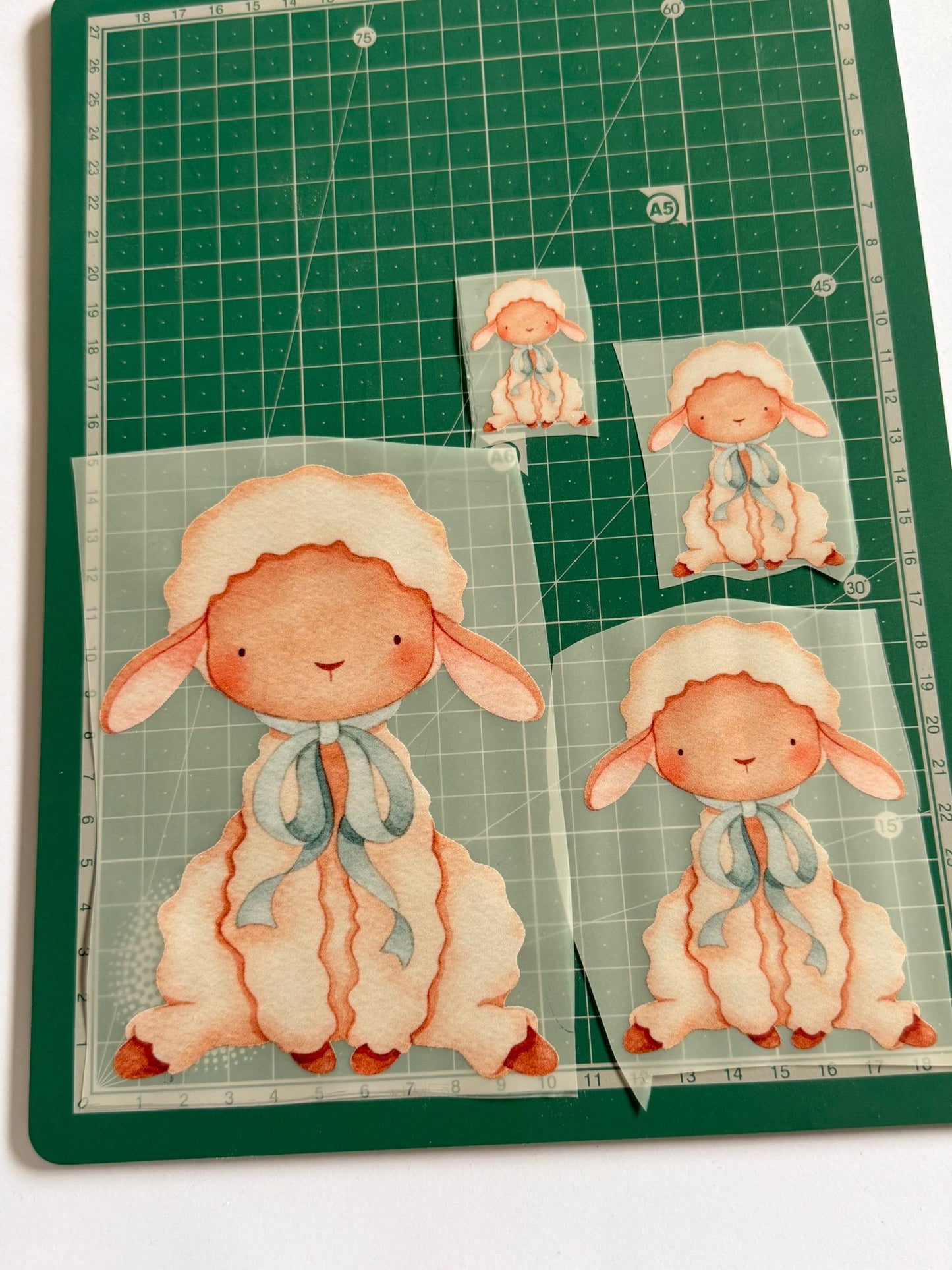 Estampas | Ovelha com Laço