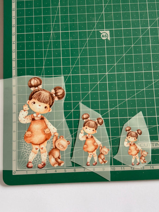 Estampas | Menina com Ursinho