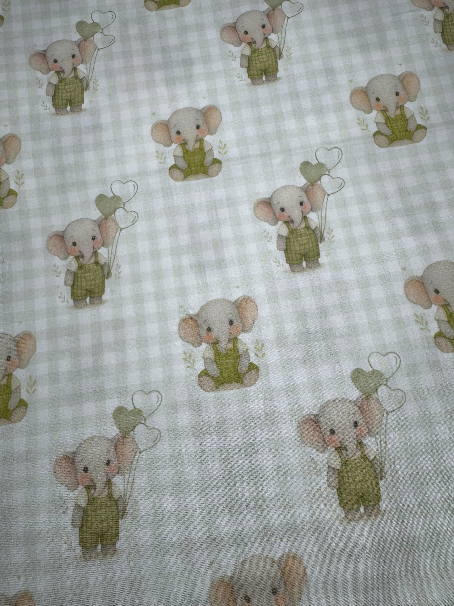 Tecido 100% Algodão | Padrão Infantil | Elefante Verde